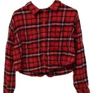 American Eagle Women’s Cropped Red Plaid Flannel Button Shirt Size Small